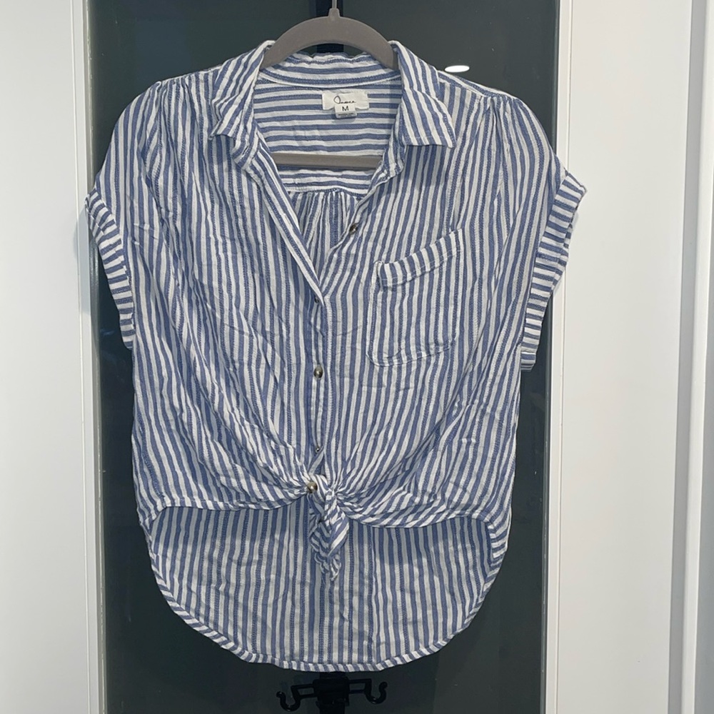 Women stripped button up